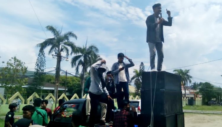 Mahasiswa IAIN